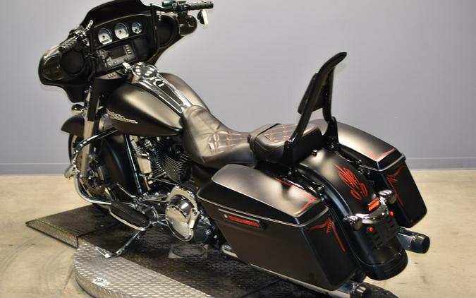 2014 Harley-Davidson Street Glide FLHX