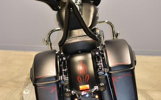 2014 Harley-Davidson Street Glide FLHX