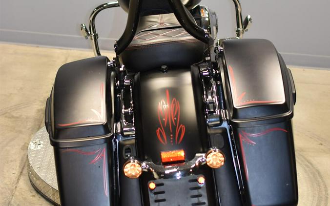 2014 Harley-Davidson Street Glide FLHX