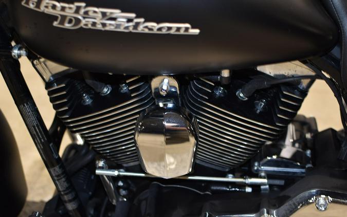 2014 Harley-Davidson Street Glide FLHX