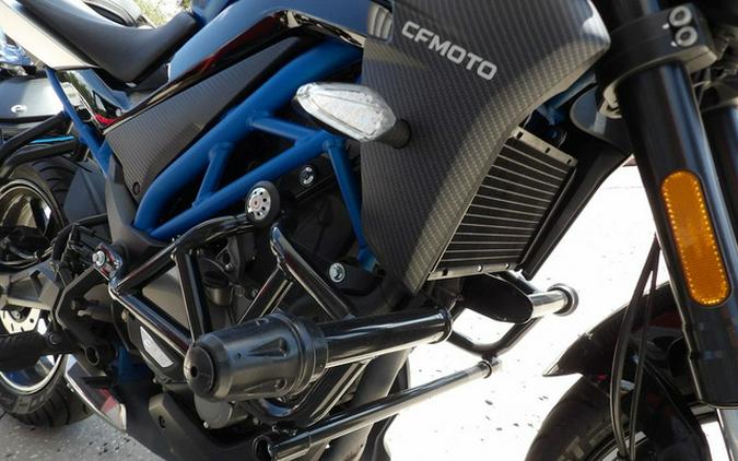 2022 CFMOTO 300NK CF300-US