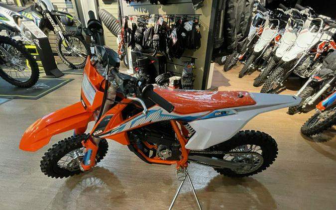 2024 KTM SX-E 3