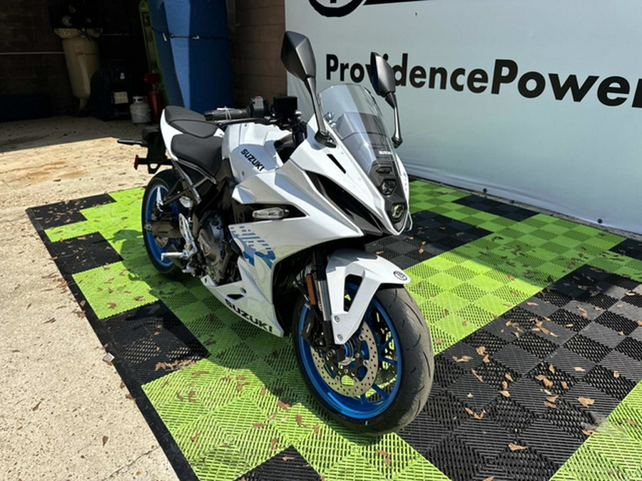 2026 Suzuki GSX-8R 8R CA