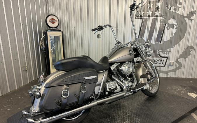 2009 Harley-Davidson ROAD KING CLASSIC (EFI)