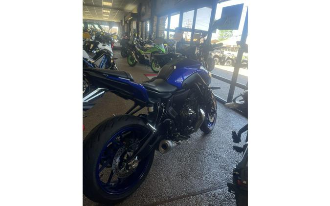 2024 Yamaha MT 07 BLUE