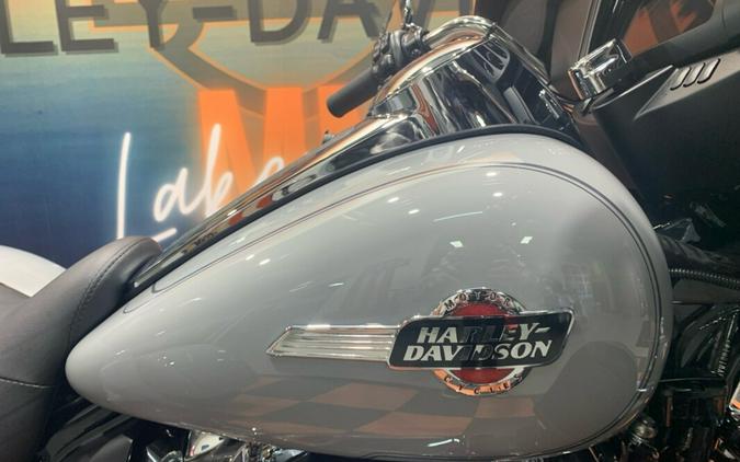 2024 Harley-Davidson Tri-Glide Ultra FLHTCUTG