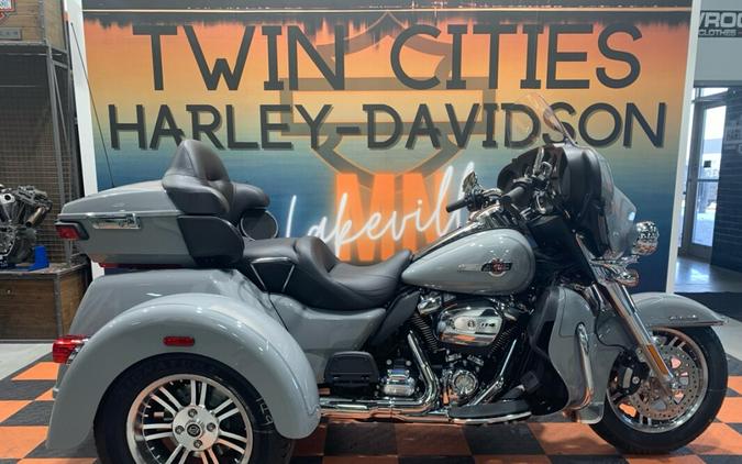 2024 Harley-Davidson Tri-Glide Ultra FLHTCUTG