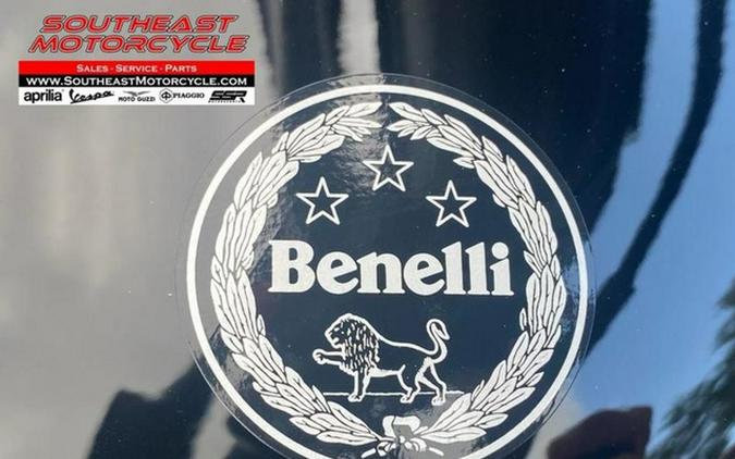 2023 Benelli 302S