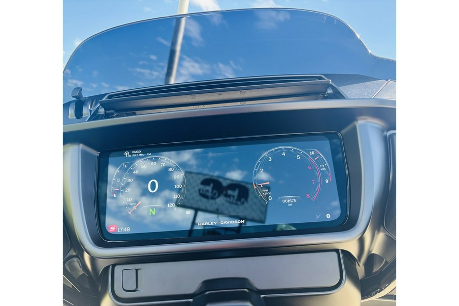 2024 Harley-Davidson® FLHX STREET GLIDE