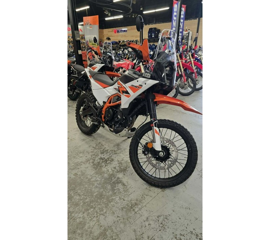 2026 KTM Adventure 390 R