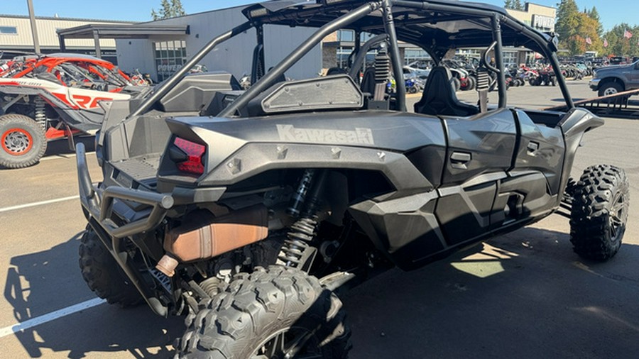2025 Kawasaki Teryx KRX4 1000 Blackout Edition
