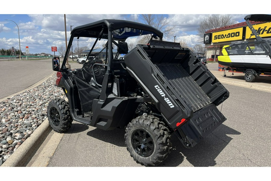 2024 Can-Am DEFENDER DPS HD10 - FIERY RED