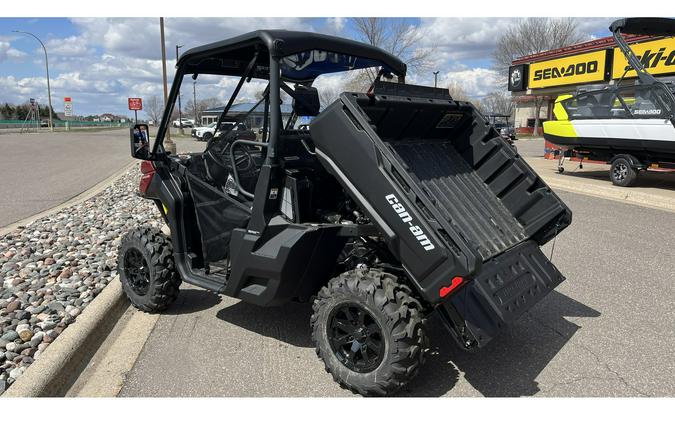 2024 Can-Am DEFENDER DPS HD10 - FIERY RED