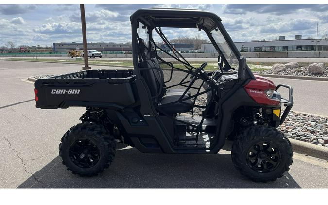 2024 Can-Am DEFENDER DPS HD10 - FIERY RED