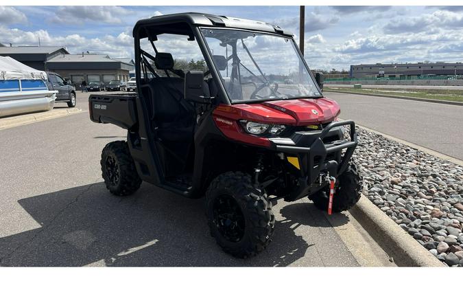 2024 Can-Am DEFENDER DPS HD10 - FIERY RED