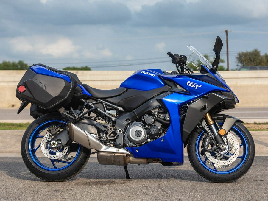 2025 Suzuki GSX-S 1000GT+