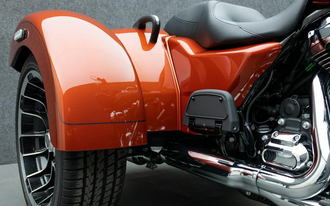 2025 HARLEY DAVIDSON FLTRT ROAD GLIDE 3 TRIKE W/ABS