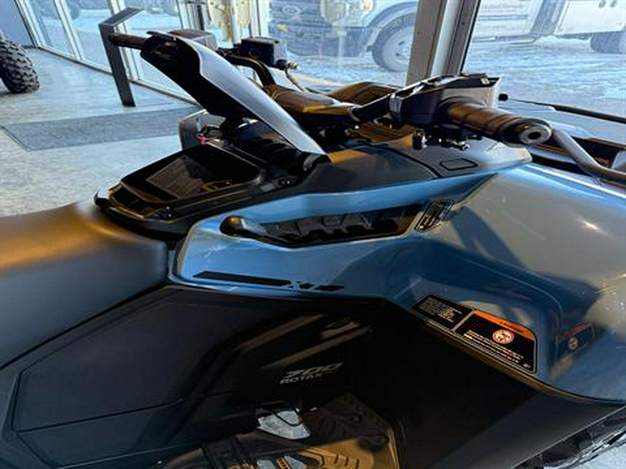 2025 Can-Am Outlander XT 700