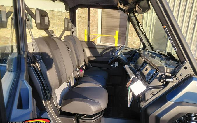 2026 Can-Am Defender XT CAB HD11