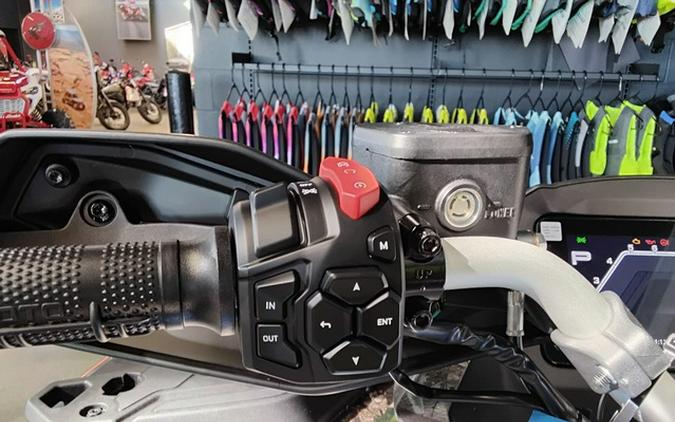 2026 CFMOTO CFORCE 800 Touring