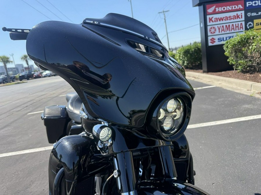 2016 Harley-Davidson FLHXSE - CVO Street Glide