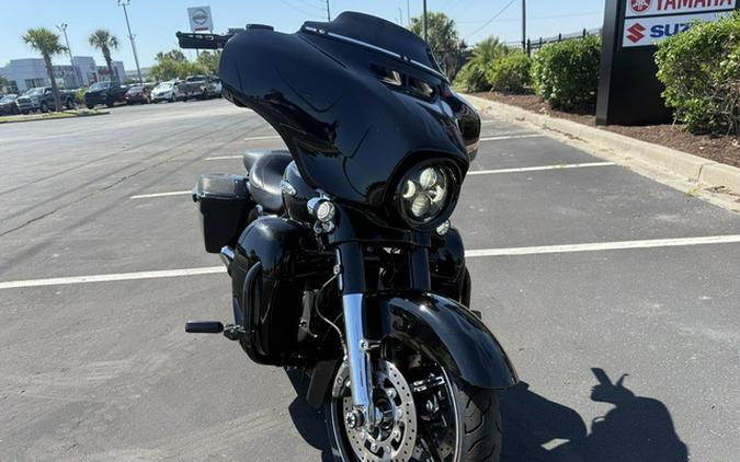 2016 Harley-Davidson FLHXSE - CVO Street Glide