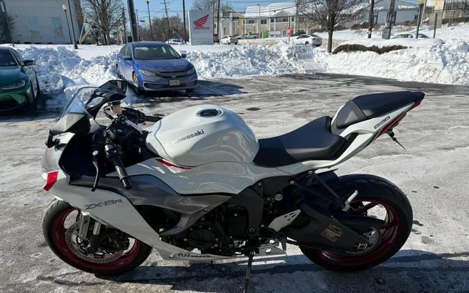 2024 Kawasaki Ninja ZX-6R ABS