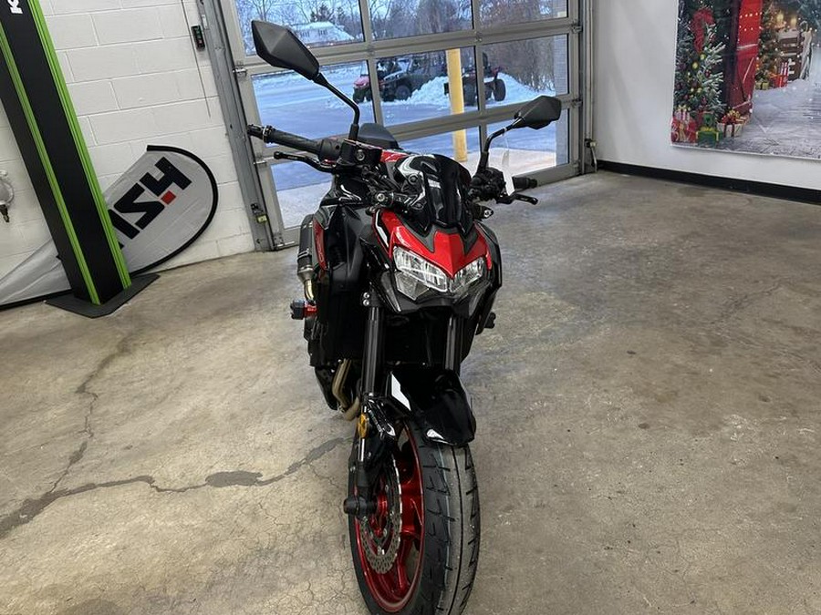 2024 Kawasaki Z900 ABS Candy Persimmon Red/Ebony