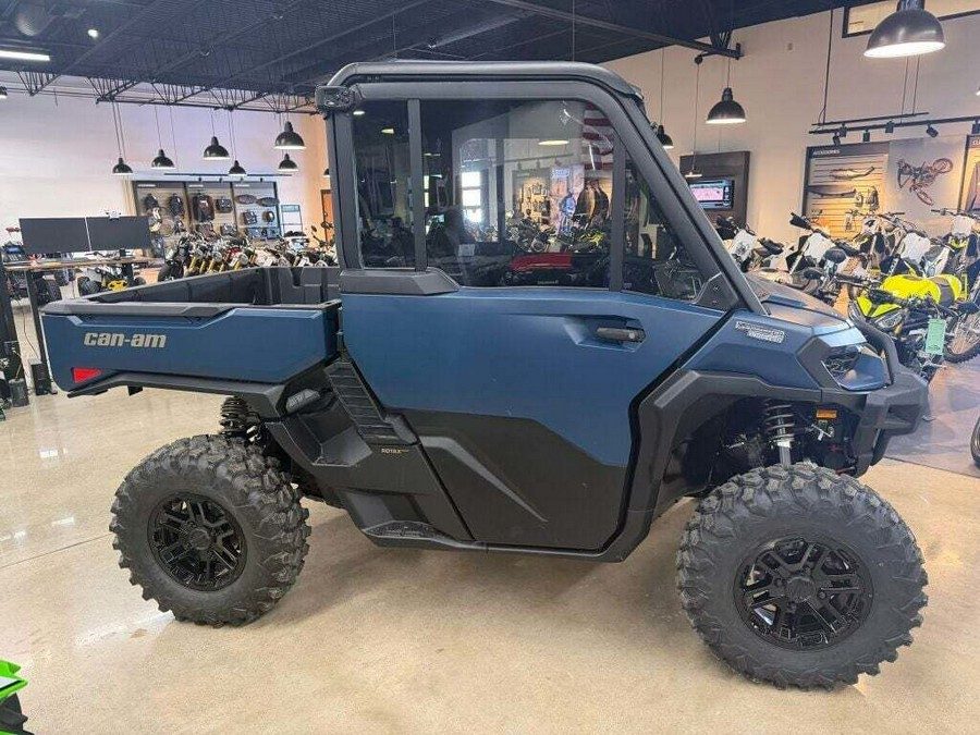 2026 Can-Am Defender Limited HD11
