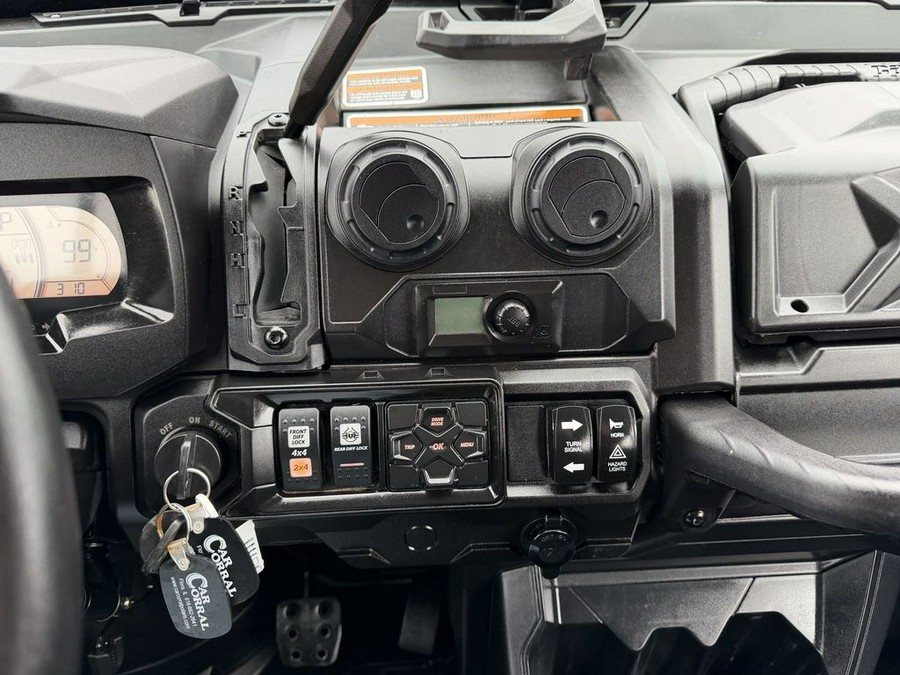 2024 Can-Am® Defender MAX Limited HD10