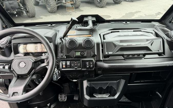 2024 Can-Am® Defender MAX Limited HD10