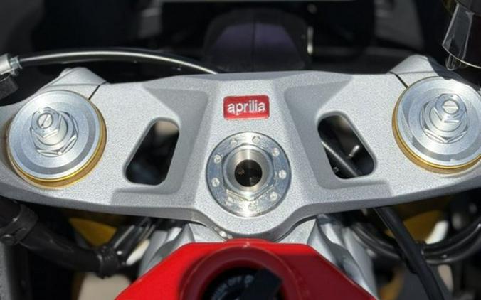 2027 Aprilia® RS 660