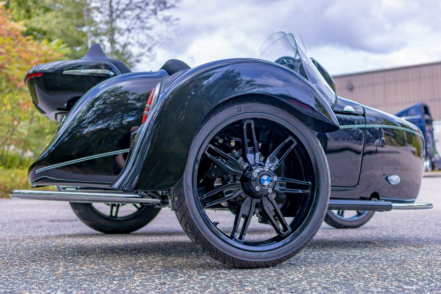 2025 BMW R18 TRANSCONTINENTAL W/SIDECAR & ABS