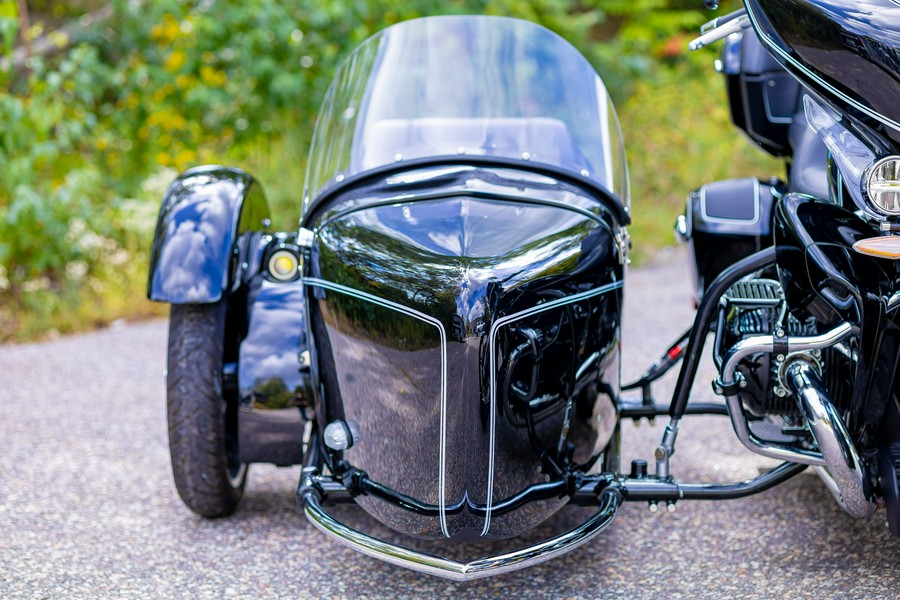 2025 BMW R18 TRANSCONTINENTAL W/SIDECAR & ABS