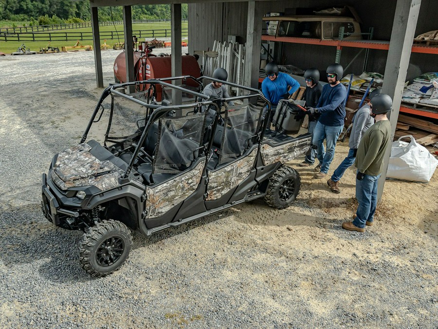 2025 Honda Pioneer 1000-6 Crew Deluxe