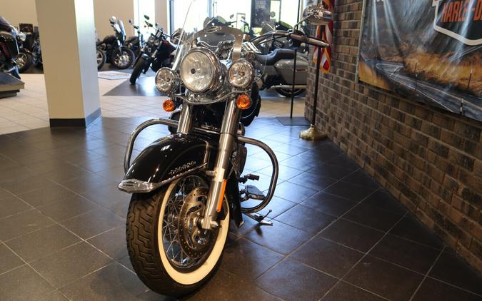 2017 Softail® Deluxe (FLSTN)
