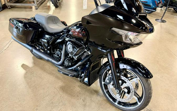 FLTRX 2025 Road Glide™