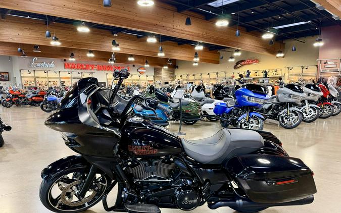 FLTRX 2025 Road Glide™