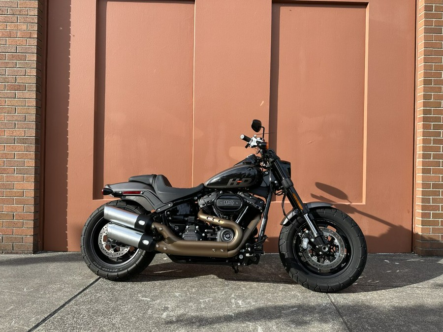 2023 Harley-Davidson Fat Bob 114 Gray Haze