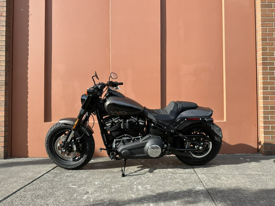 2023 Harley-Davidson Fat Bob 114 Gray Haze