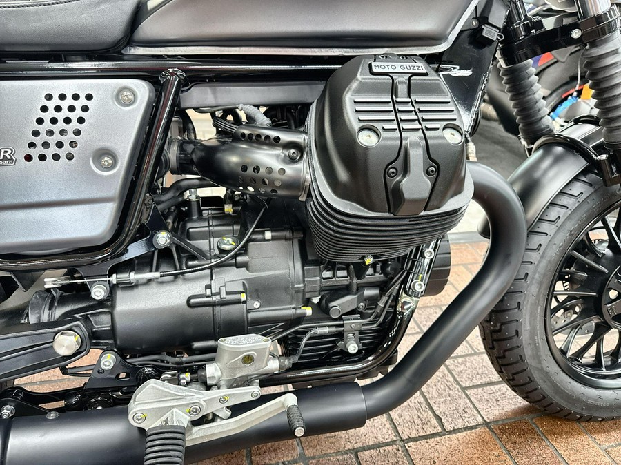 2023 MOTO GUZZI V9 BOBBER Special Edition