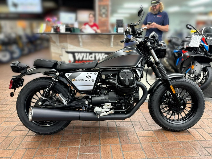2023 MOTO GUZZI V9 BOBBER Special Edition