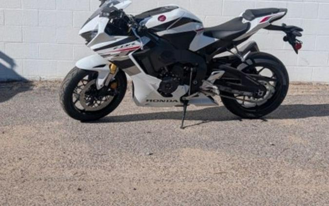 2025 Honda CBR1000RR