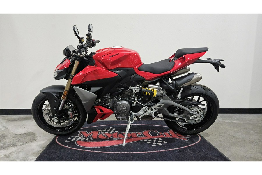 2026 Ducati STREETFIGHTER V2