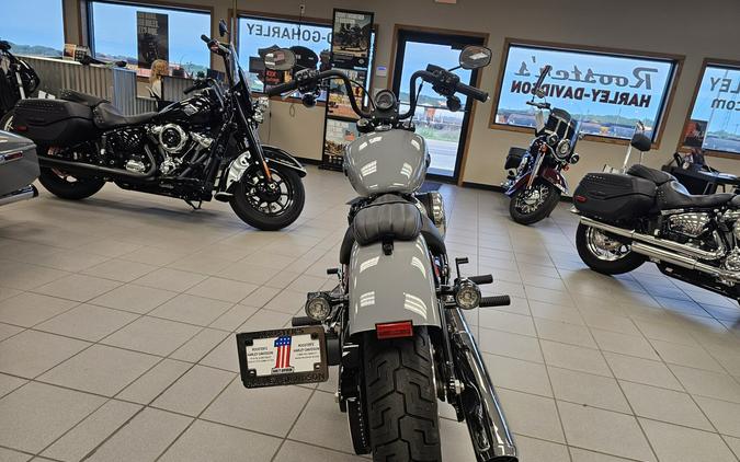 2026 Harley-Davidson® Street Bob® DRK BILIARD GRY
