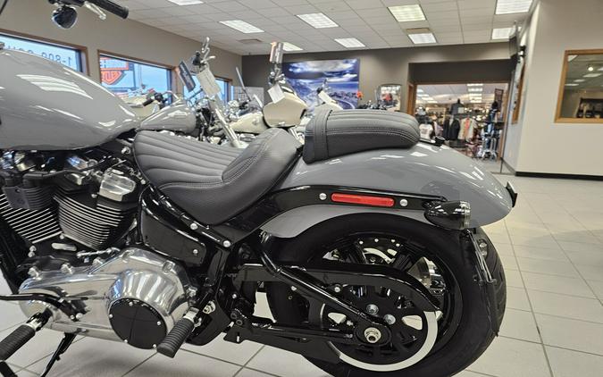 2026 Harley-Davidson® Street Bob® DRK BILIARD GRY