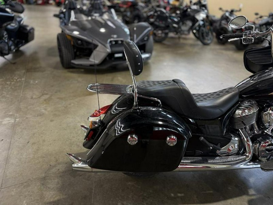 2014 Indian Motorcycle® Chieftain™ Thunder Black