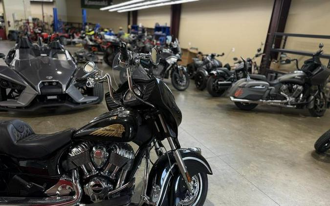 2014 Indian Motorcycle® Chieftain™ Thunder Black