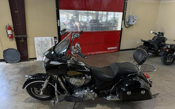 2014 Indian Motorcycle® Chieftain™ Thunder Black