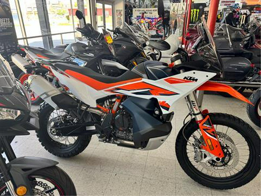 2024 KTM 890 Adventure R